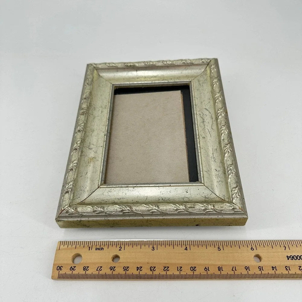 Burnes of Boston Champagne Silver Ornate Border Picture Frame 4x6 Distressed